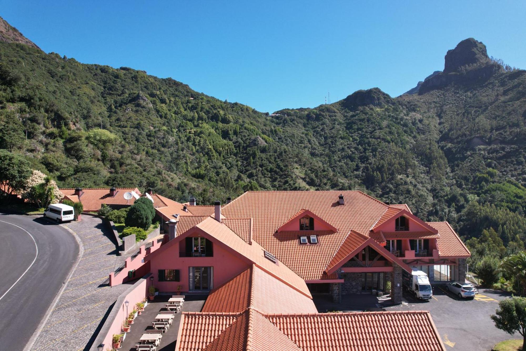 Valley View Hotel Encumeada Senhora do Rosario  Exterior photo